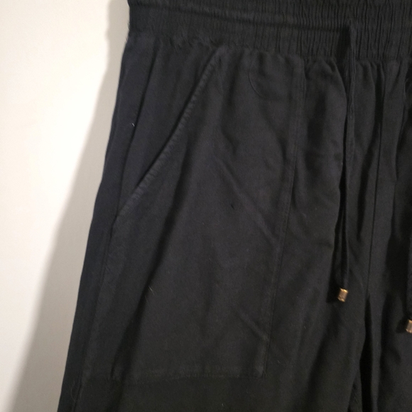 Abercrombie & Fitch Black Straight Leg Pants - Picture 3 of 11